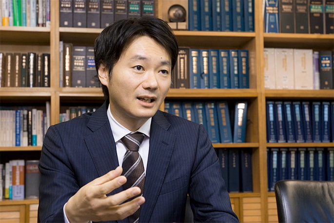 スムーズな事業承継に「従業員持株会」を使う ~非上場会社の株にも株価はある~